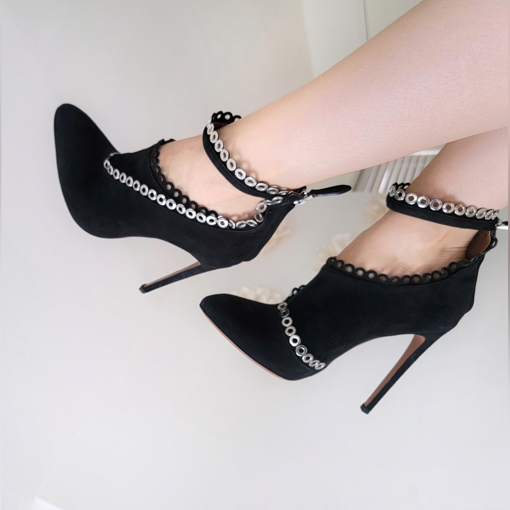 Azzedine Alaïa Embellished Suede AnkleBoots